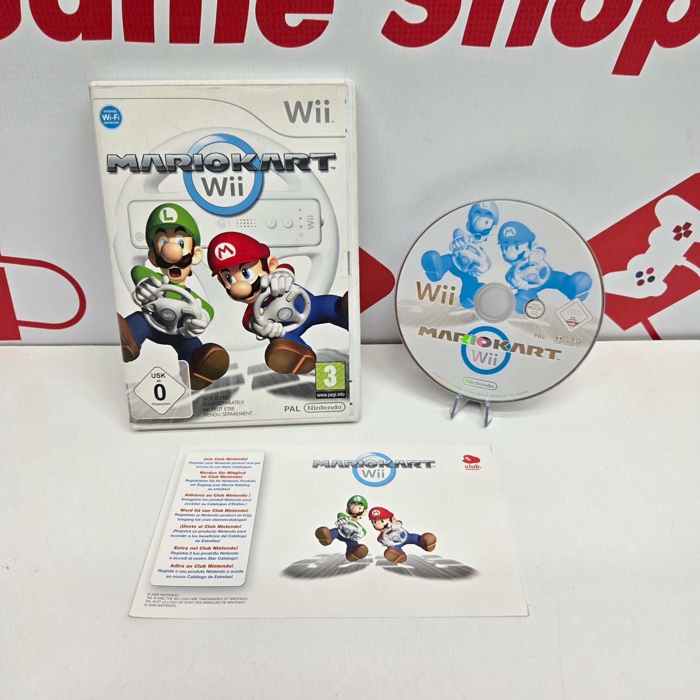 White Nintendo Wii - Mario Kart Bundle